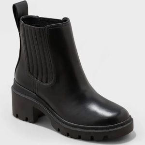 universal thread black boots
